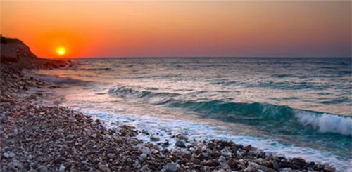 13岁女孩创业服装店怎么样