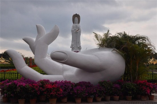 魔法美人鱼的小游戏叫什么（有魔法的美人鱼公主动画片）